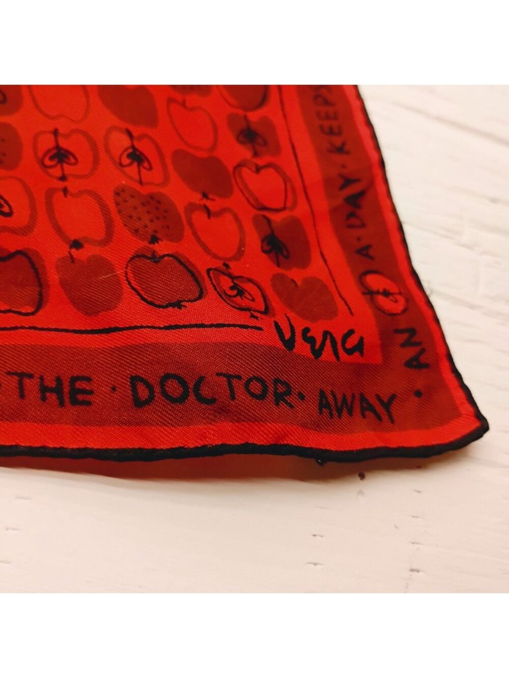 Vtg 1960's Vera Neumann Pure Silk Red Apple A Day Keeps The Doctor Away Scarf